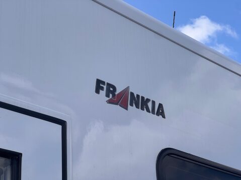 Frankia F Line i740 38