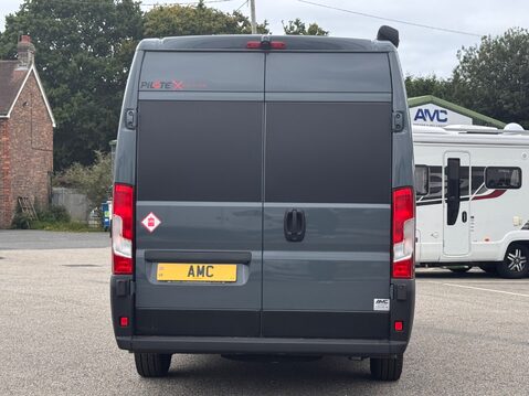 Pilote V630J 13
