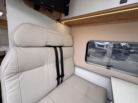 Pilote V630J 27