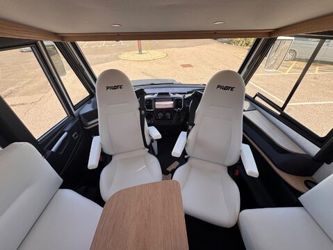 Pilote G740FC Evidence 2025 MODEL 59