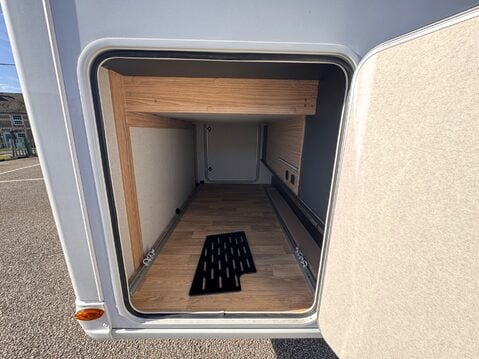 Pilote G740FC Evidence 2025 MODEL 18