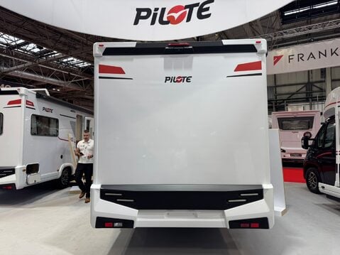 Pilote P740FGJ Evidence 2026 MODEL SHOW VAN - SHOW PRICE THIS WEEK ONLY 4
