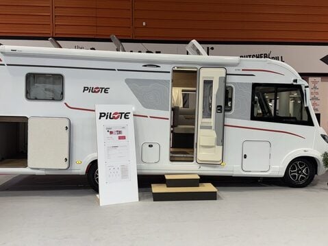 Pilote G740FC Evidence 2026 MODEL - SHOW PRICE THIS WEEK ONLY 2
