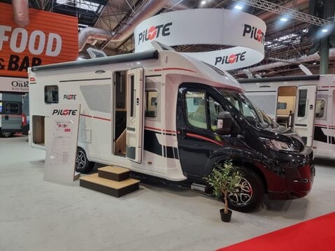 Pilote P740FC Evidence 2026 MODEL - SHOW PRICE THIS WEEK ONLY 1