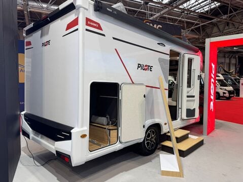 Pilote P690D Evidence 2026 MODEL - SHOW PRICE THIS WEEK ONLY 3