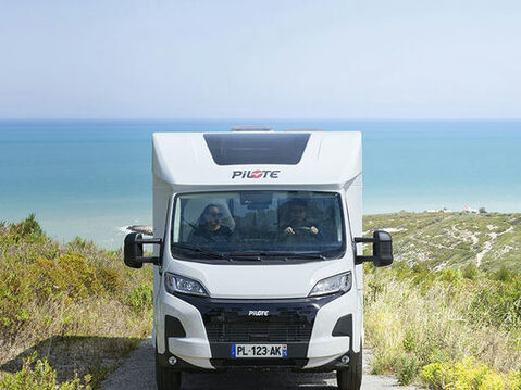 Pilote P690D Evidence 2026 MODEL 8