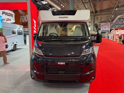 Pilote P690D Evidence 2026 MODEL - SHOW PRICE THIS WEEK ONLY 2
