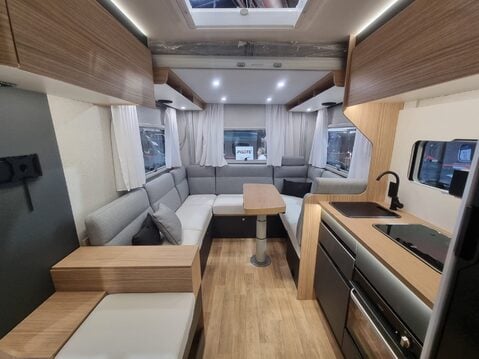 Pilote P720U Evidence 2026 MODEL - SHOW PRICE THIS WEEK ONLY 3