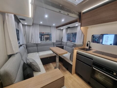 Pilote P720U Evidence 2026 MODEL - SHOW PRICE THIS WEEK ONLY 4