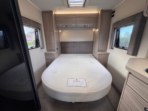 Elddis Autoquest 150 2