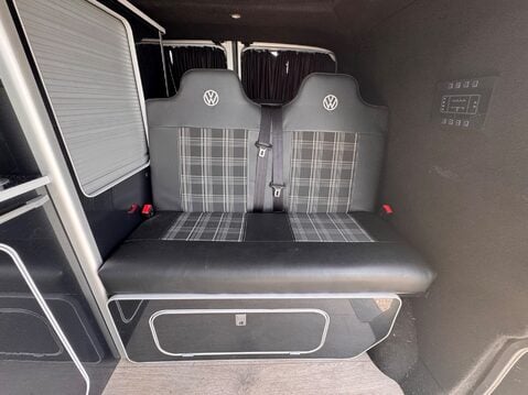 Volkswagen Transporter 30