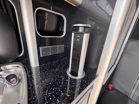 Volkswagen Transporter 43