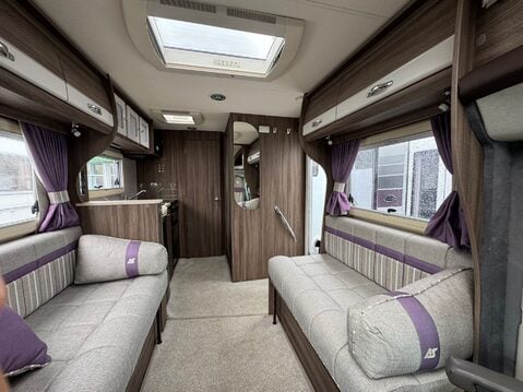 Auto-Sleepers Corinium RB 10