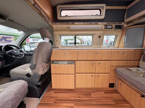 Auto-Sleepers Trident 33