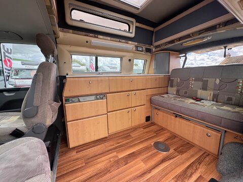 Auto-Sleepers Trident 27