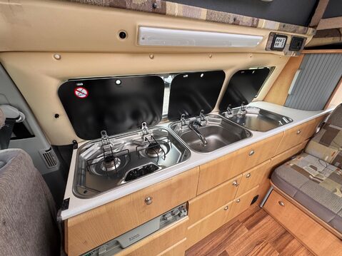 Auto-Sleepers Trident 41