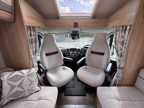Elddis Prestige 115 37