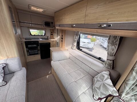 Elddis Prestige 115 19