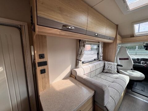Elddis Prestige 115 33