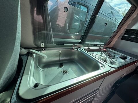 Volkswagen Transporter 22