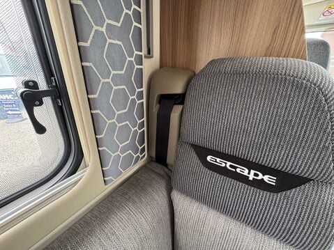Swift Escape 674 17