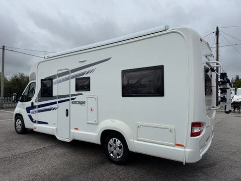 Swift Escape 674 10