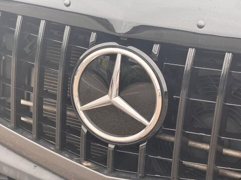 Mercedes-Benz Sprinter 11