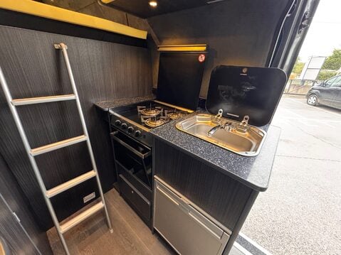 Mercedes-Benz Sprinter 24