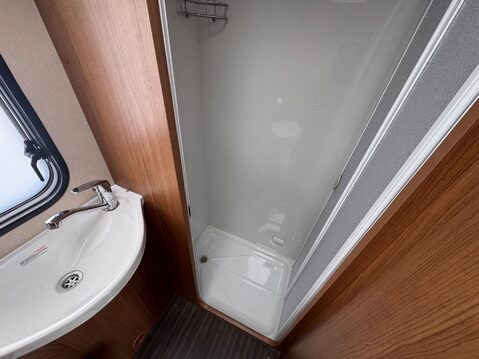 Auto-Trail Imala 615 39