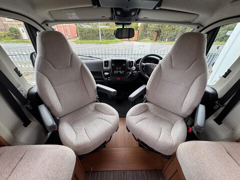 Auto-Trail Imala 615 41