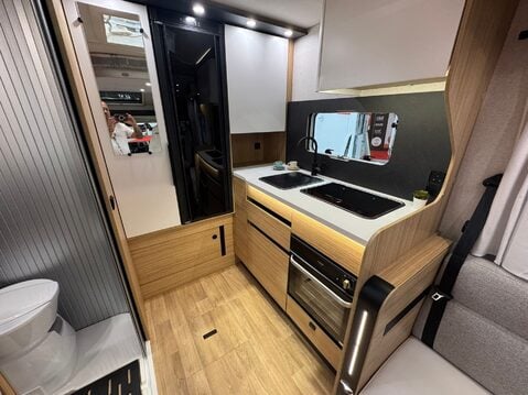 Pilote P620D Expression 2026 MODEL - SHOW PRICE THIS WEEK ONLY 7