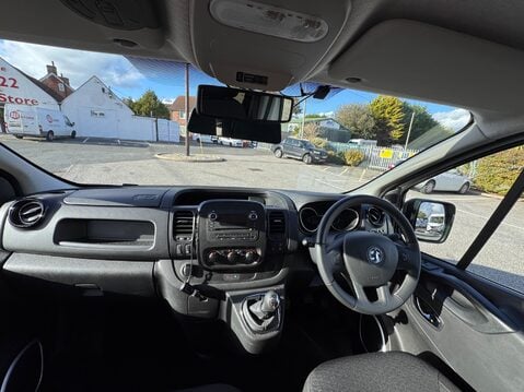 Sussex Campervans Manhattan 30