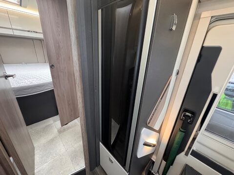 Swift Voyager 594 AWAITING PREPARATION 14