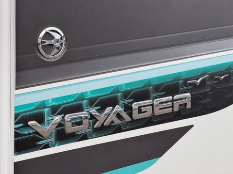 Swift Voyager 594 10