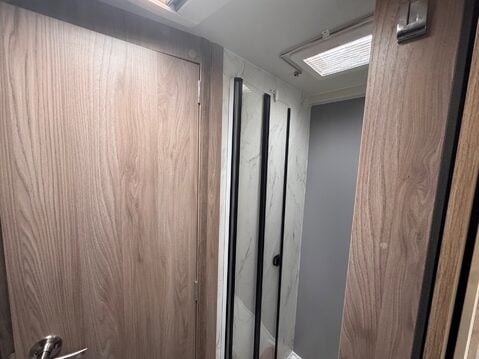 Swift Voyager 594 AWAITING PREPARATION 23