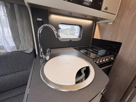 Swift Voyager 594 AWAITING PREPARATION 10