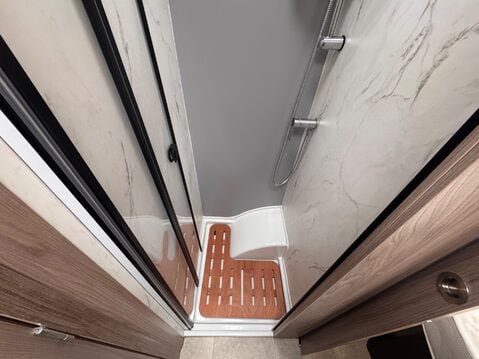 Swift Voyager 594 AWAITING PREPARATION 21