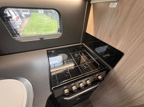 Swift Voyager 594 AWAITING PREPARATION 11