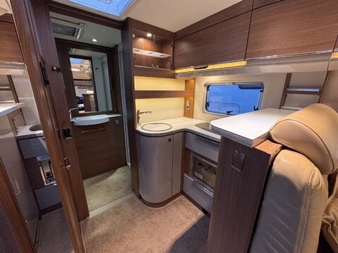 Burstner Ixeo IT 680 G AWAITING PREPARATION 10