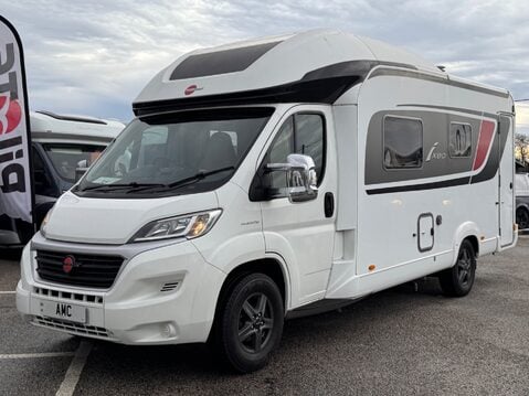 Burstner Ixeo IT 680 G 1