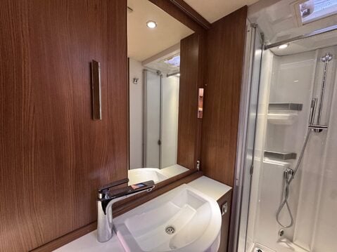 Burstner Ixeo IT 680 G AWAITING PREPARATION 23