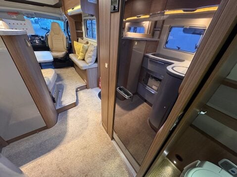 Burstner Ixeo IT 680 G AWAITING PREPARATION 27