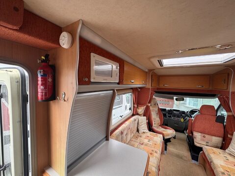 Autosleeper Nuevo AWAITING PREPARATION 17