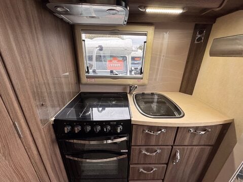 Autosleeper Nuevo 22