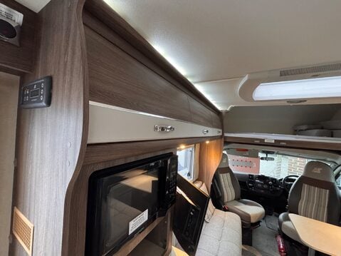 Autosleeper Nuevo 37