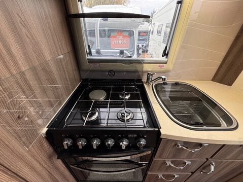 Autosleeper Nuevo 26