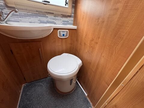 Auto-Trail Mohawk AWAITING PREPARATION 31