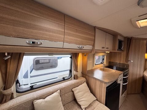 Bessacarr E450 AWAITING PREPARATION 8