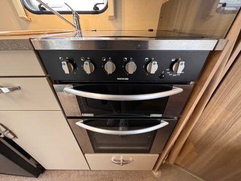 Bessacarr E450 AWAITING PREPARATION 14