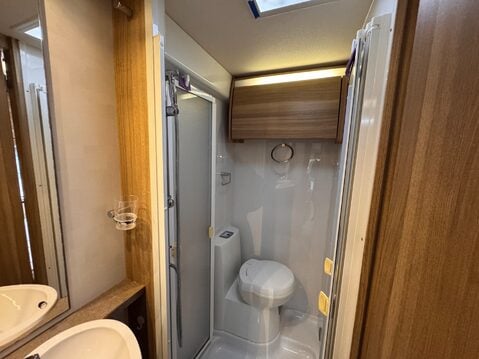 Bessacarr E450 AWAITING PREPARATION 28